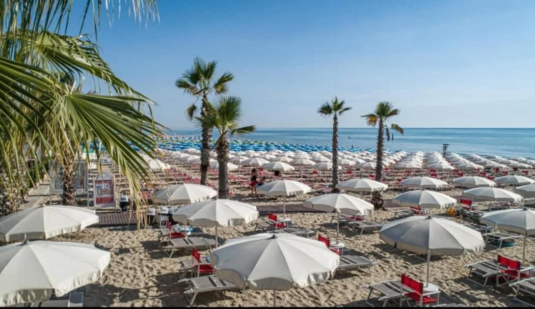 Relais Concorde Aparthotel Grottammare Exteriör bild