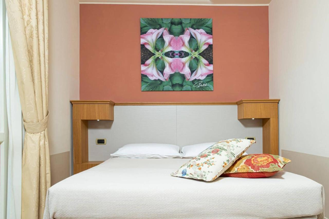 Relais Concorde Aparthotel Grottammare Exteriör bild