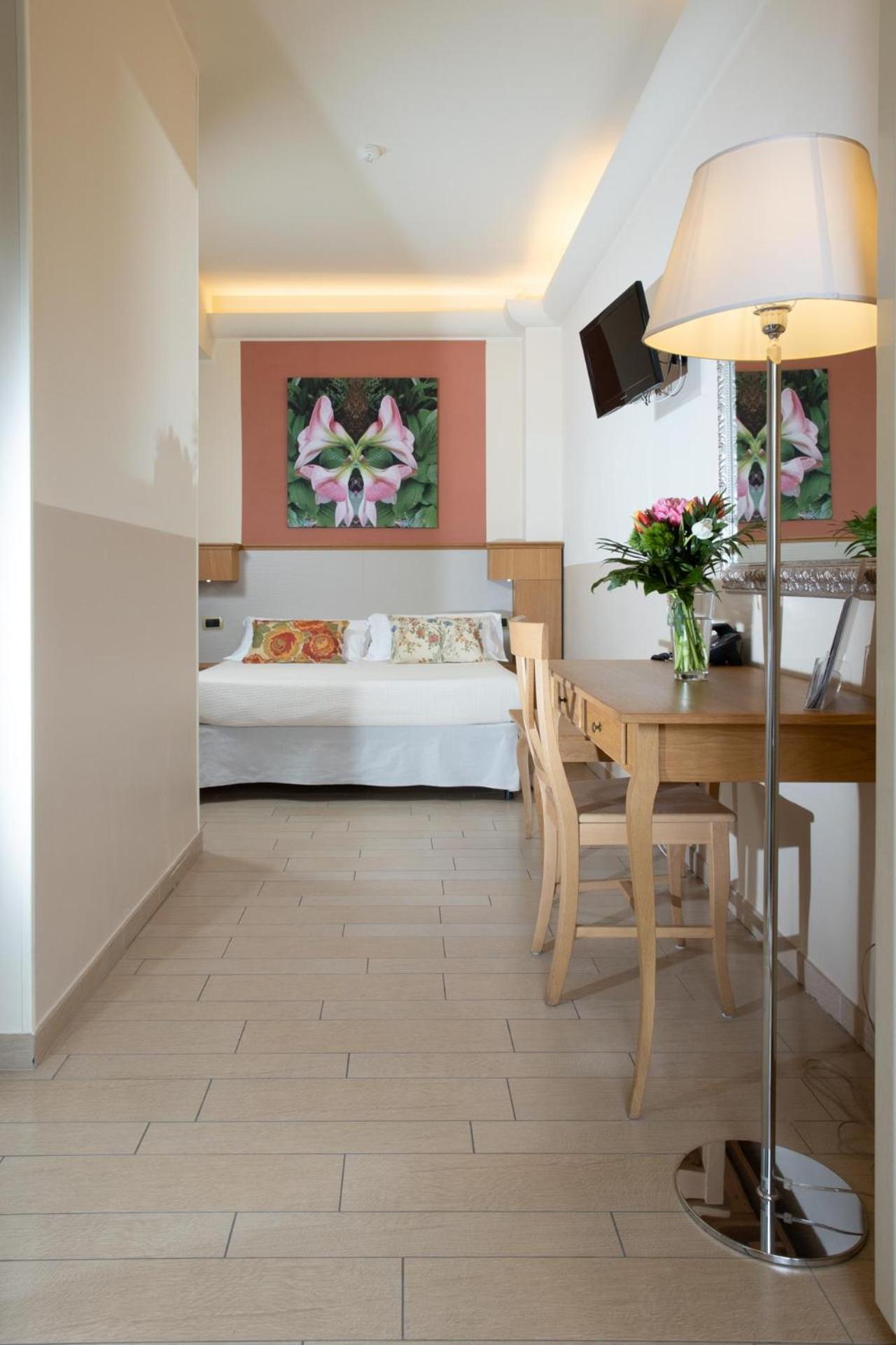 Relais Concorde Aparthotel Grottammare Exteriör bild