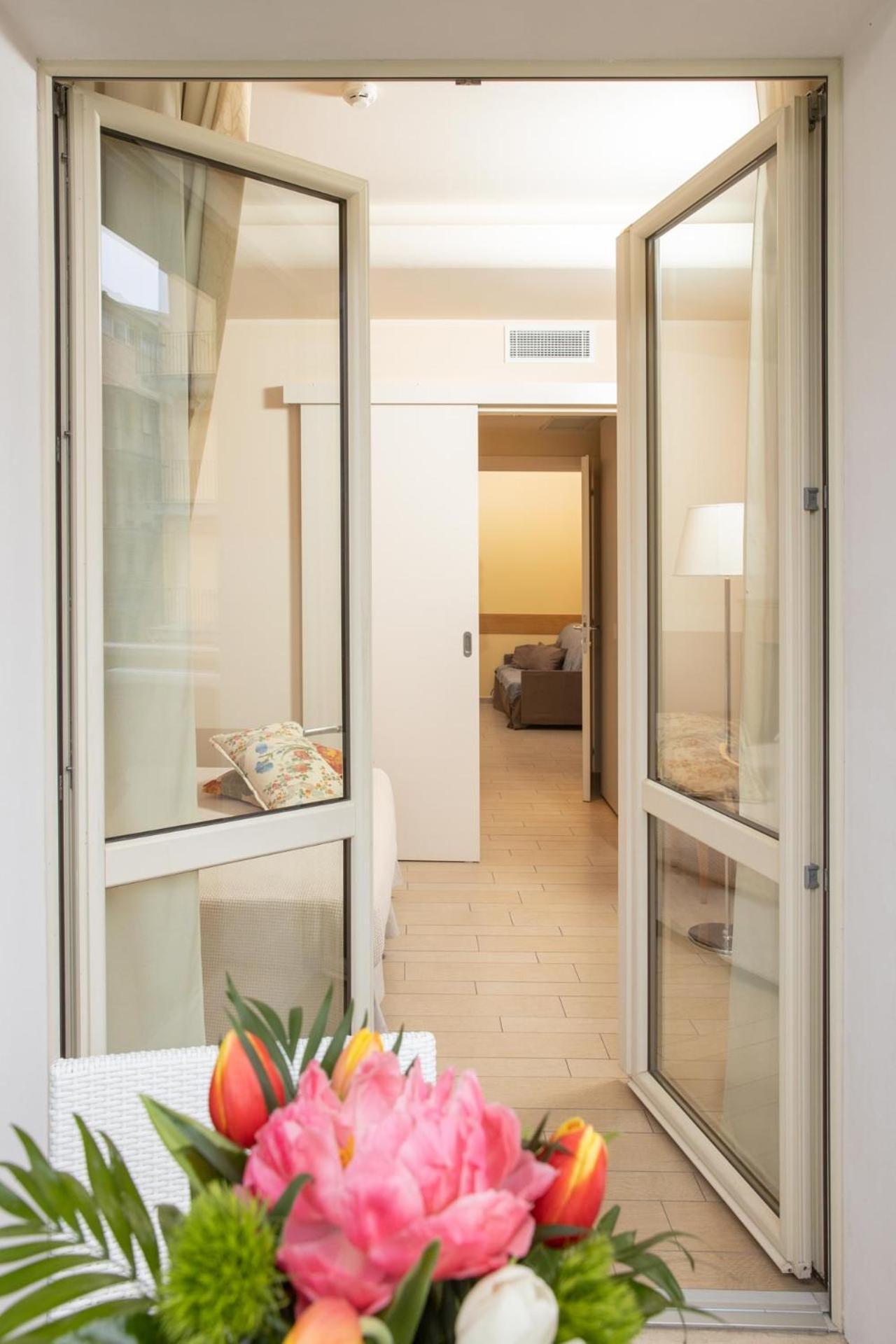 Relais Concorde Aparthotel Grottammare Exteriör bild